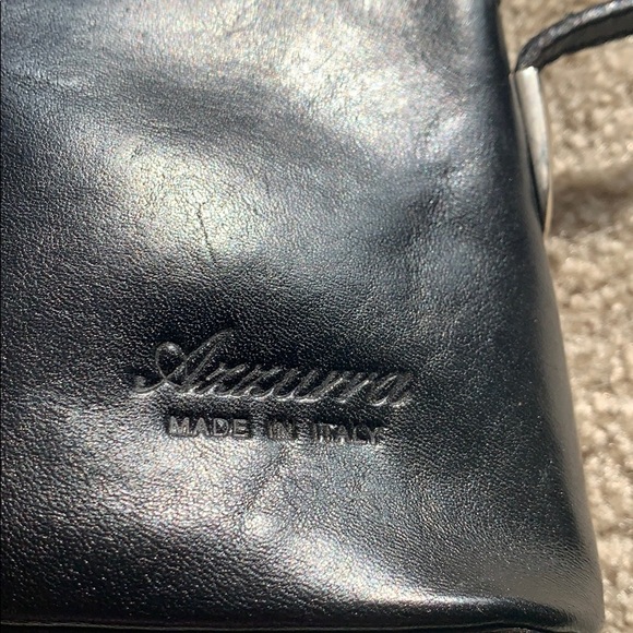 Crossbody - Picture 2 of 3